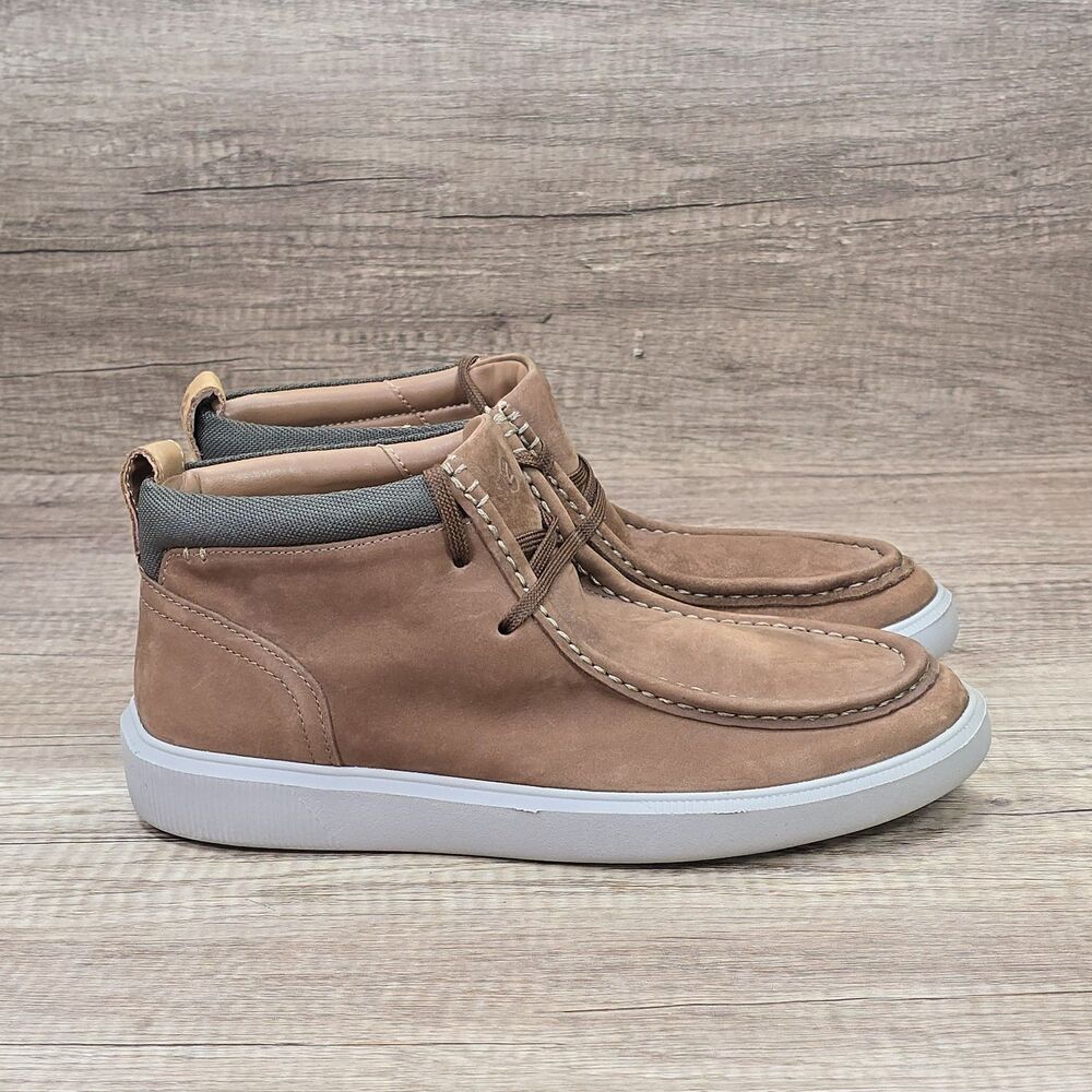 Clarks Cambro Mid Men’s Size 7M Brown Nubuck Chukka Boots (15522) NEW